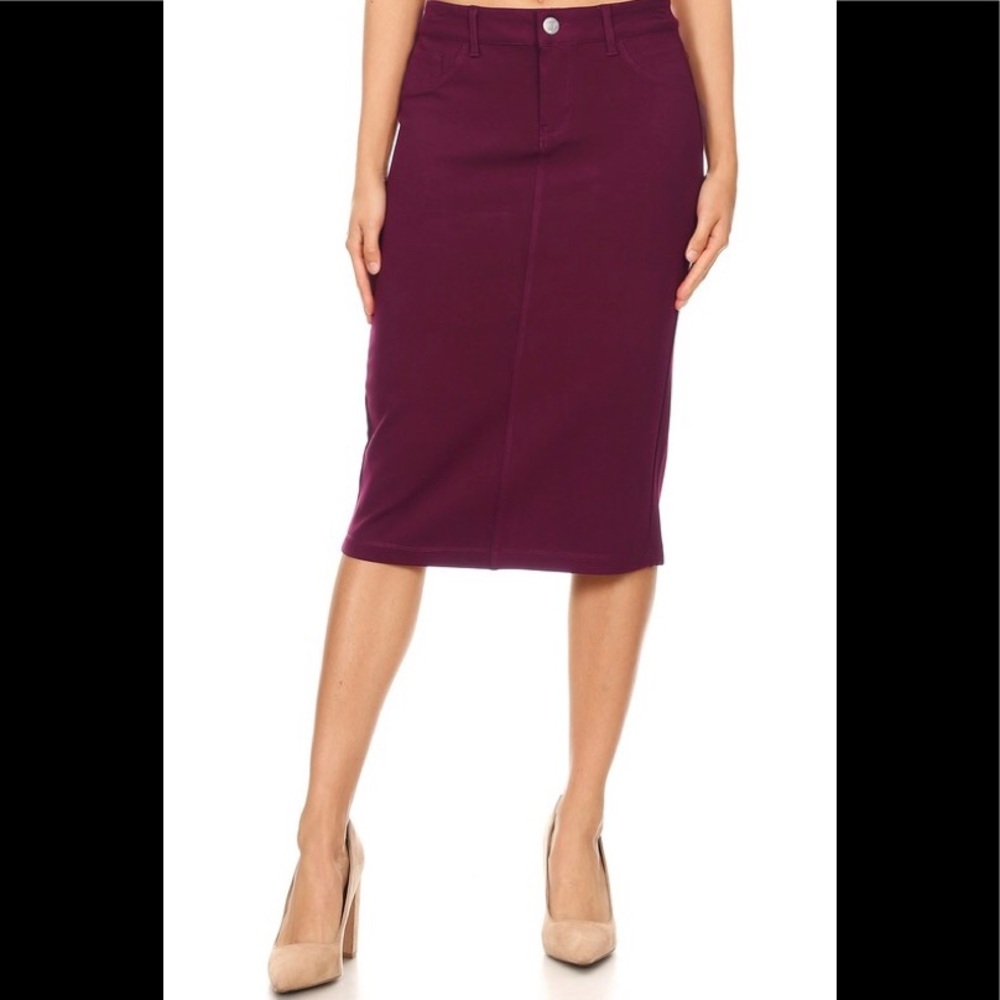New Skirts (burgundy) 80% polyester 15% rayon 5% s